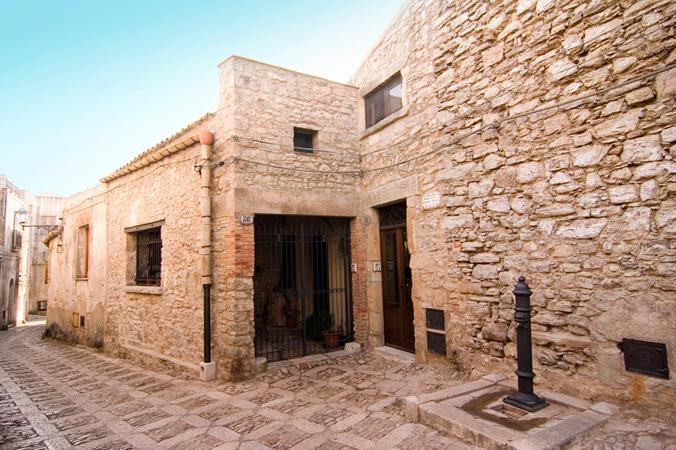 Santa Teresa Erice Exterior foto