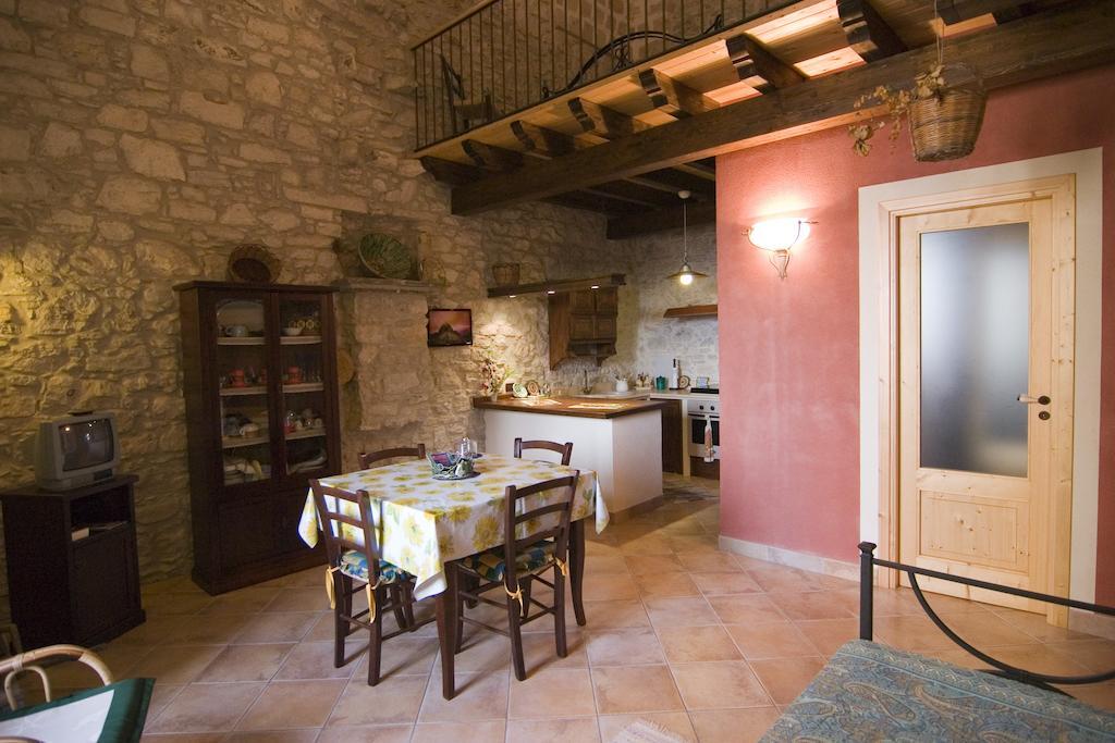 Santa Teresa Erice Quarto foto
