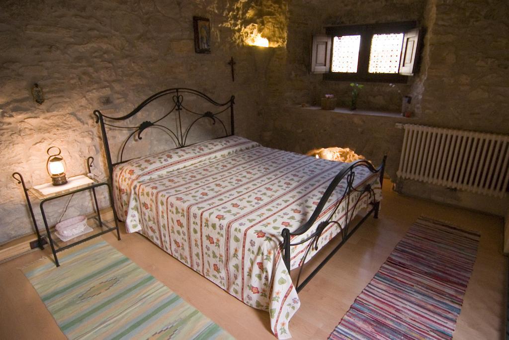 Santa Teresa Erice Quarto foto